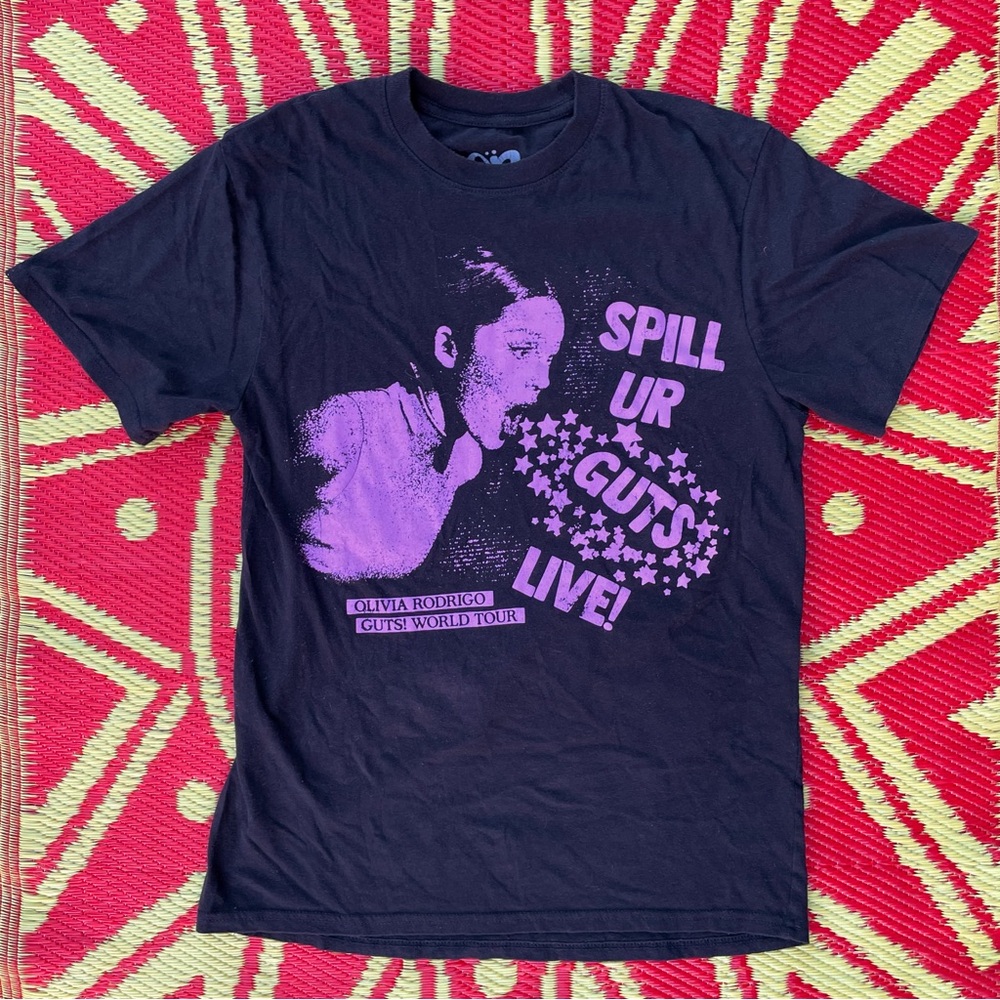 Olivia Rodrigo Guts Tour Black Graphic T-Shirt “Spill Your Guts LIVE!” Medium
